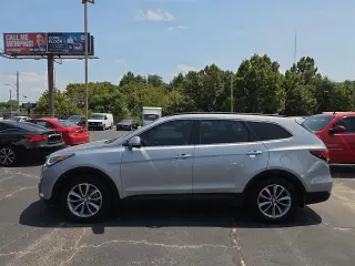 2017 Hyundai Santa Fe SE 3.3L Auto