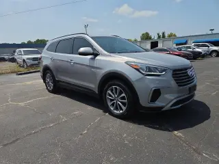 2017 Hyundai Santa Fe SE 3.3L Auto