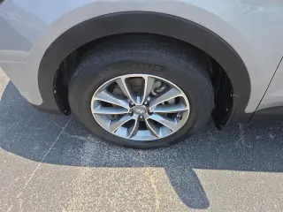 2017 Hyundai Santa Fe SE 3.3L Auto