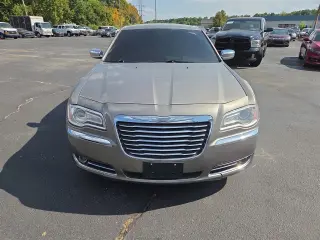 2014 Chrysler 300 4dr Sdn 300C RWD