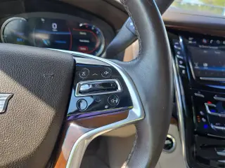 2017 Cadillac Escalade 2WD 4dr Luxury
