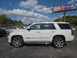 2017 Cadillac Escalade 2WD 4dr Luxury