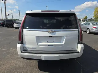 2017 Cadillac Escalade 2WD 4dr Luxury