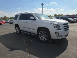 2017 Cadillac Escalade 2WD 4dr Luxury