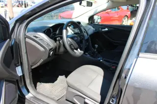 2015 Ford Focus 4dr Sdn SE