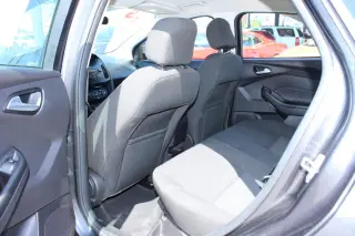 2015 Ford Focus 4dr Sdn SE