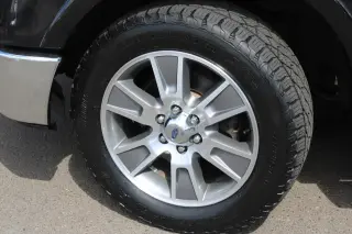 2014 Ford F-150 2WD SuperCrew 145" Lariat