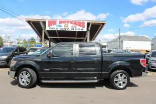 2014 Ford F-150 2WD SuperCrew 145" Lariat