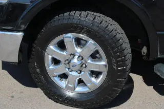 2014 Ford F-150 2WD SuperCab 145" Lariat