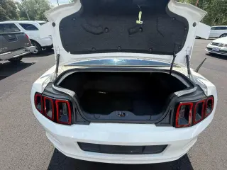2013 Ford Mustang COUPE