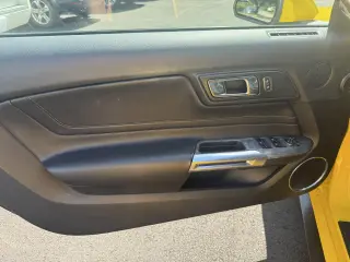 2018 Ford Mustang PREMIUM