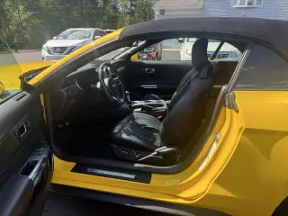 2018 Ford Mustang PREMIUM