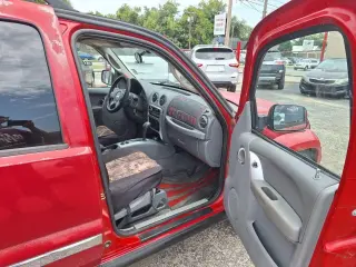 2005 Jeep Liberty LIMITED