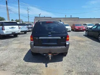 2005 Ford Escape XLT