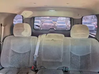 2004 Chevrolet Tahoe BASE