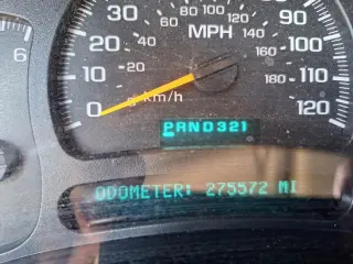 2004 Chevrolet Tahoe BASE