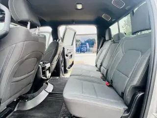 2023 RAM 1500 Big Horn Crew Cab SWB 4WD