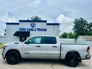 2023 RAM 1500 Big Horn Crew Cab SWB 4WD