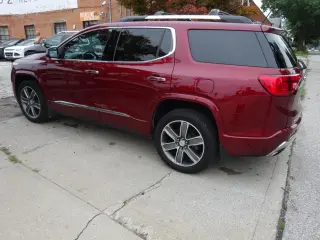 2017 GMC Acadia AWD 4dr Denali