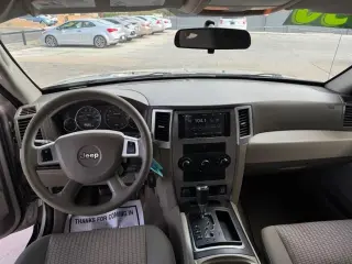 2008 Jeep Grand Cherokee Laredo 4WD