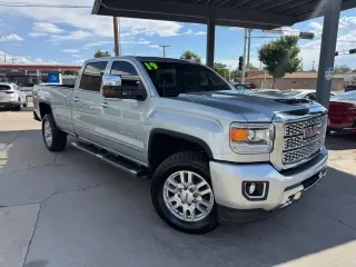 2019 GMC Sierra 3500HD Denali Crew Cab Long Box 4WD
