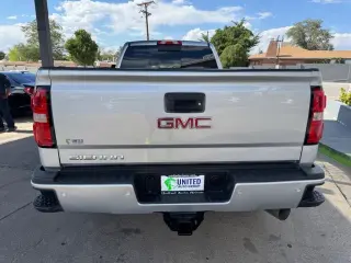 2019 GMC Sierra 3500HD Denali Crew Cab Long Box 4WD