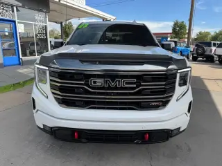 2023 GMC Sierra 1500 4WD Crew Cab 147" AT4