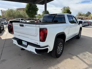 2023 GMC Sierra 1500 4WD Crew Cab 147" AT4