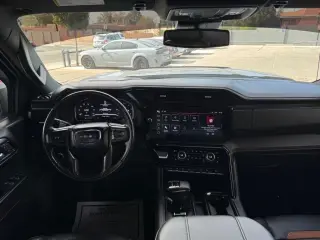 2023 GMC Sierra 1500 4WD Crew Cab 147" AT4