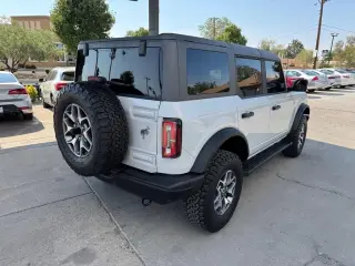 2023 Ford Bronco Big Bend 4-Door w/Advanced