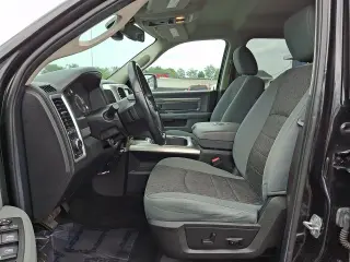 2017 RAM 1500 SLT Crew Cab SWB 4WD
