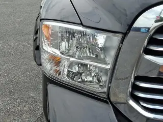 2017 RAM 1500 SLT Crew Cab SWB 4WD