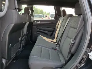 2020 Jeep Grand Cherokee Laredo 4WD