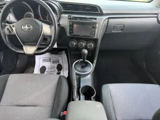2014 Scion tC 2dr HB Man (Natl)
