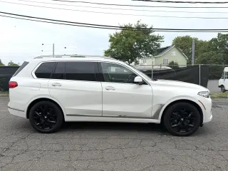 2020 BMW X7 xDrive40i Sports Activity Vehicle
