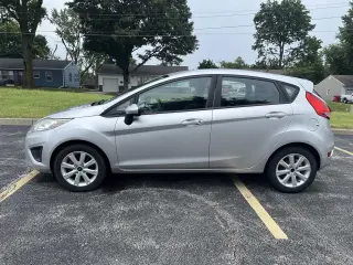 2011 Ford Fiesta 5dr HB SE