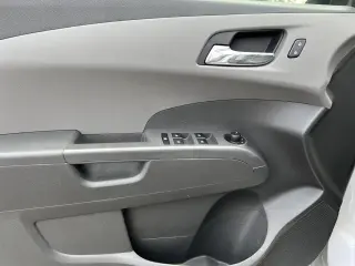 2016 Chevrolet Sonic 4dr Sdn Auto LTZ