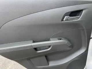 2016 Chevrolet Sonic 4dr Sdn Auto LTZ