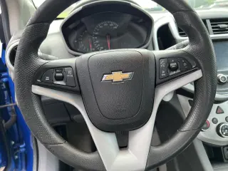 2017 Chevrolet Sonic 4dr Sdn Auto LT