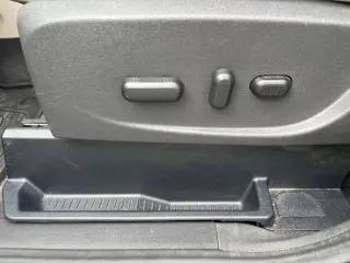 2017 Ford Escape Titanium FWD