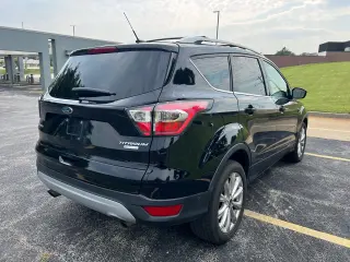 2017 Ford Escape Titanium FWD