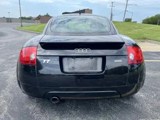2001 Audi TT 2dr Cpe Quattro 5-Spd w/ESP
