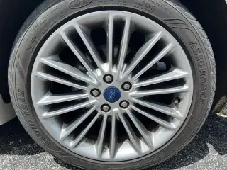 2015 Ford Fusion 4dr Sdn SE FWD