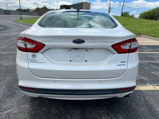 2015 Ford Fusion 4dr Sdn SE FWD