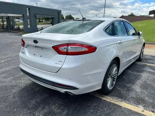 2015 Ford Fusion 4dr Sdn SE FWD