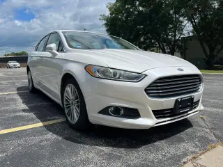 2015 Ford Fusion 4dr Sdn SE FWD