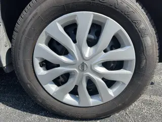 2016 Nissan Rogue AWD 4dr SV