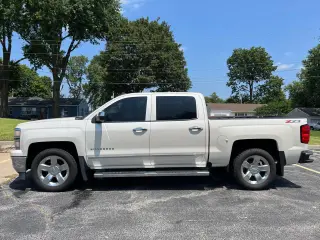 2014 Chevrolet Silverado 1500 4WD Crew Cab 143.5" LTZ w/2LZ
