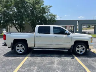 2014 Chevrolet Silverado 1500 4WD Crew Cab 143.5" LTZ w/2LZ