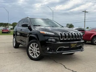 2018 Jeep Cherokee Overland 4WD